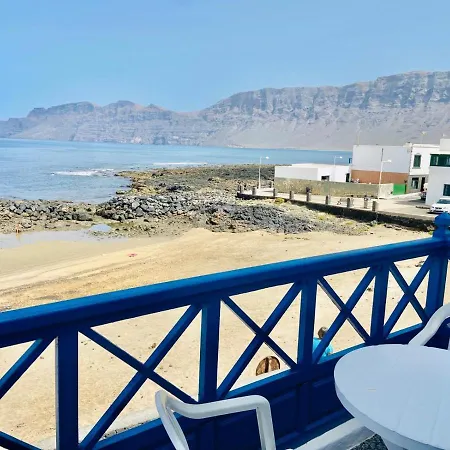 Mirador Del Risco De Famara Apartment Exterior photo
