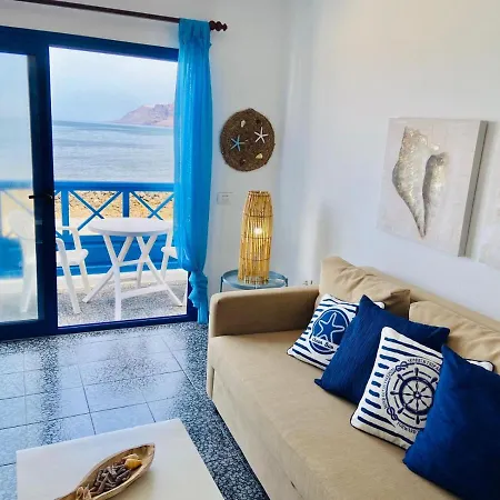Mirador Del Risco De Famara Apartment Exterior photo